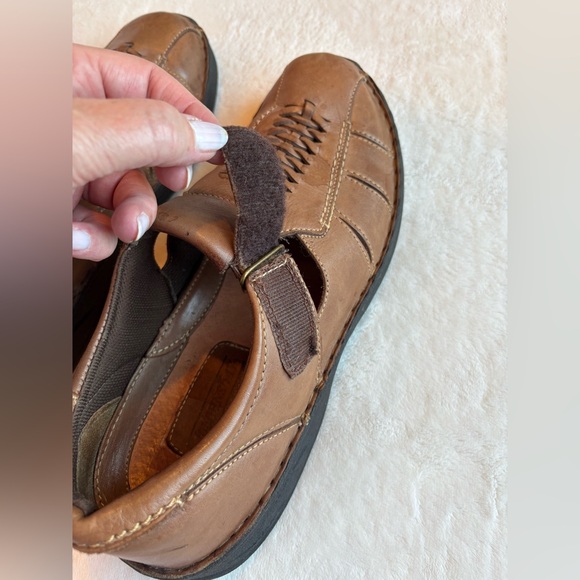 St. John's Bay Fisherman Sandals - Size 11 - Picture 5 of 12